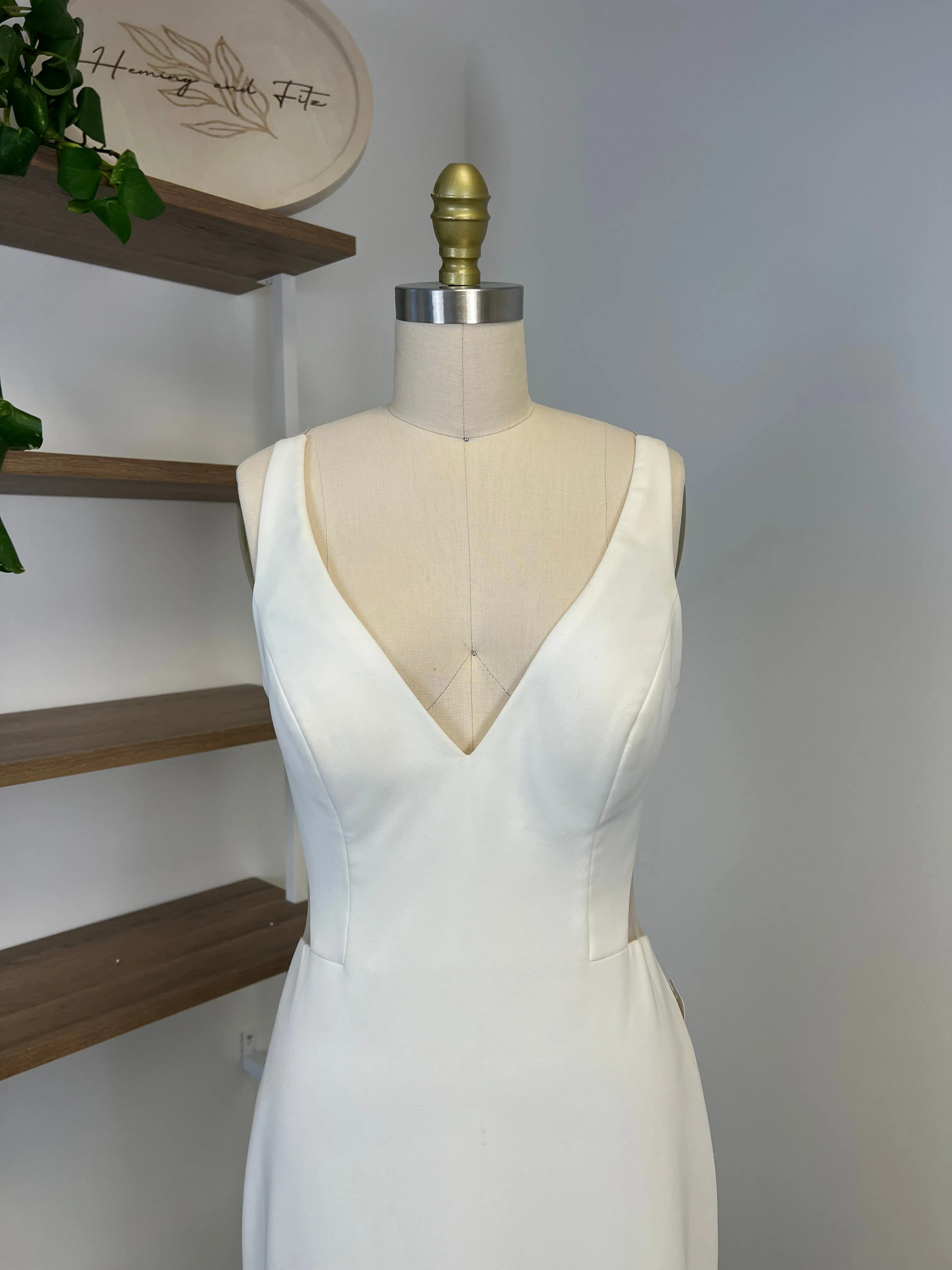 C / Theia Lotus Size 8